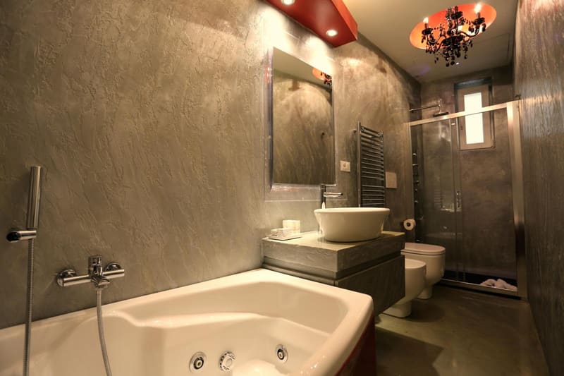 Private hot tub at Luxury on the River, Rome, photo 5