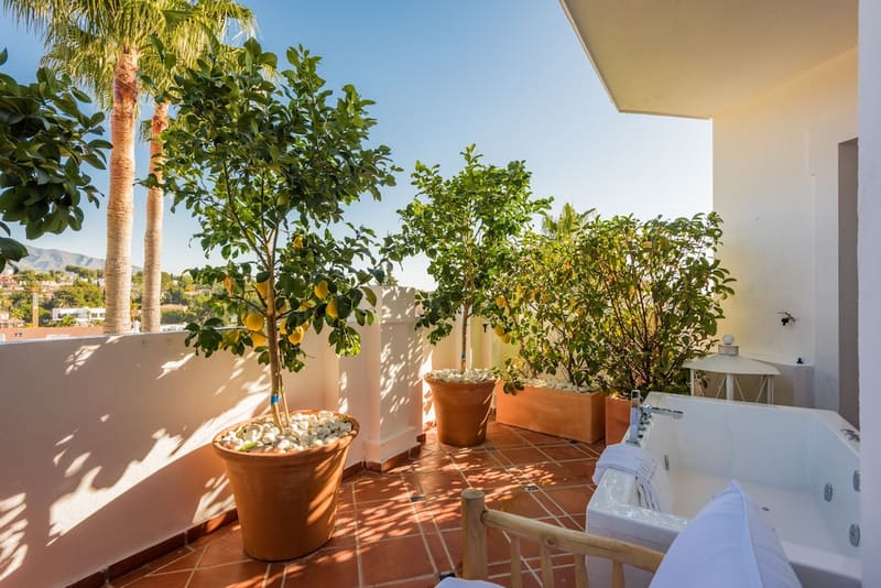 Private hot tub at Molo Luxury Suites Puerto Banus, Marbella, photo 2