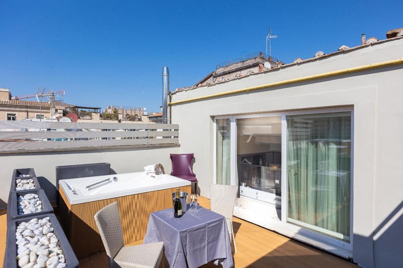 Private hot tub at Hotel Castellino Roma, Rome