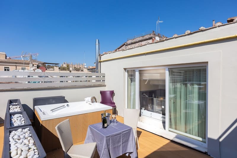 Private hot tub at Hotel Castellino Roma, Rome — photo 2
