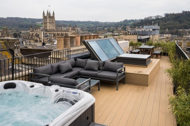Hotels with a private in-room jacuzzi, hot tub or plunge pool in Bath