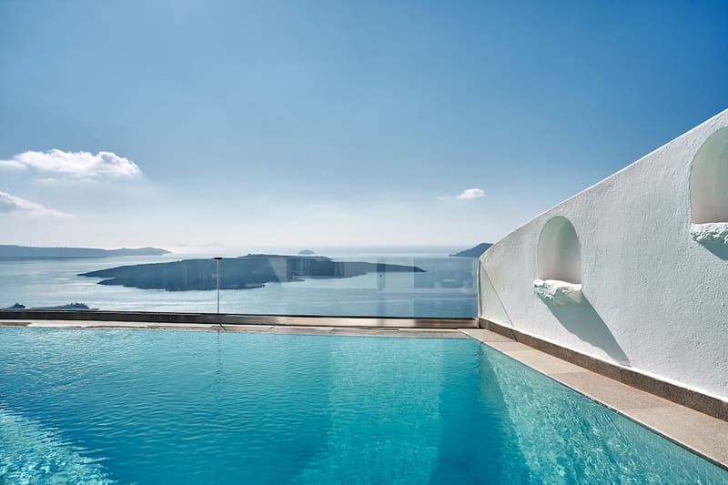 Private hot tub at Agali Houses, Santorini, photo 5