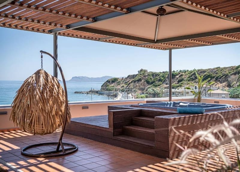 Private hot tub at Cretan Dream Resort and Spa, Chania — photo 5