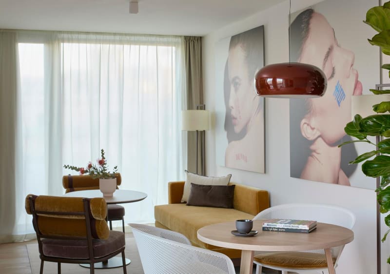 Private jacuzzi at ME by Meliá Barcelona, Barcelona — photo 4