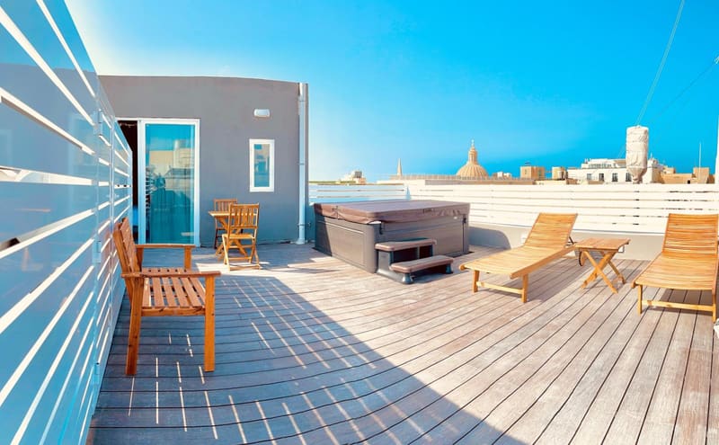 Private hot tub at Casa Reale Boutique Hotel, Valletta