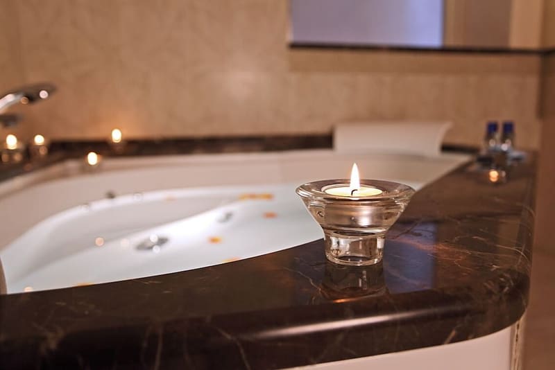 Private hot tub at Hotel Montecarlo, Rome