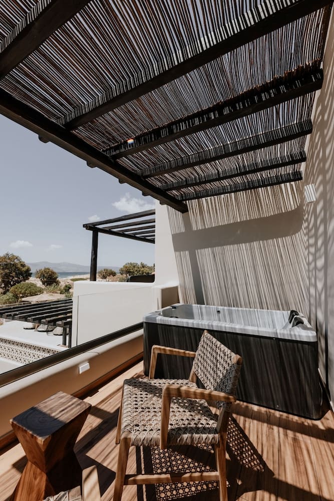 Private plunge pool at Onym Curated Villas, Naxos