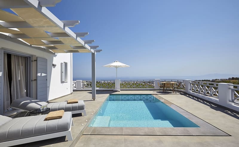Private plunge pool at De Sol Spa Hotel, Santorini — photo 3