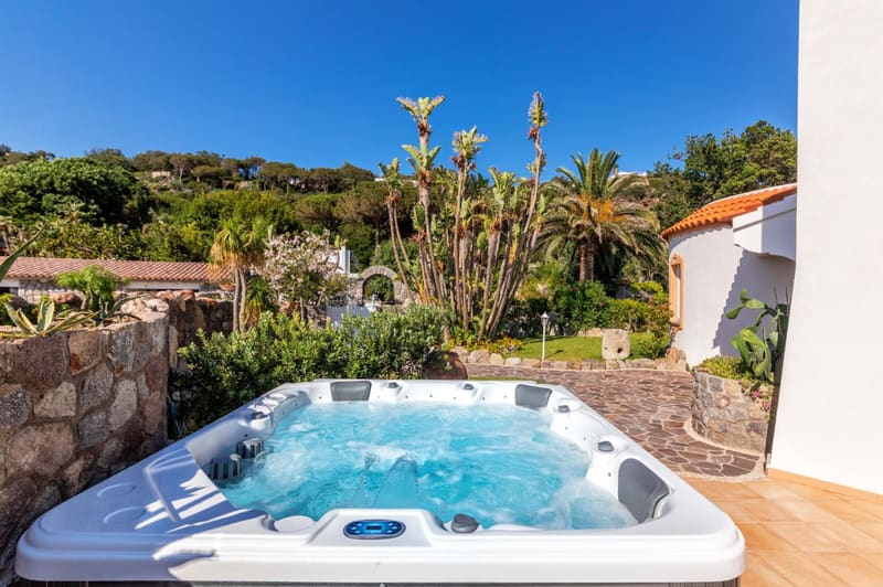 Private hot tub at Villa dei Lecci - 7 Luxury villas with private pool or jacuzzi, Ischia — photo 3