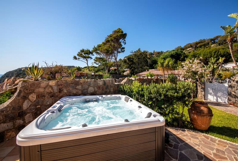 Private hot tub at Villa dei Lecci - 7 Luxury villas with private pool or jacuzzi, Ischia — photo 4