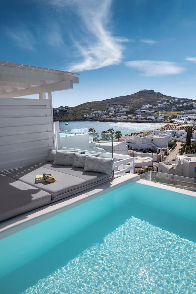 Private hot tub at Deliades Mykonos, Mykonos — photo 5