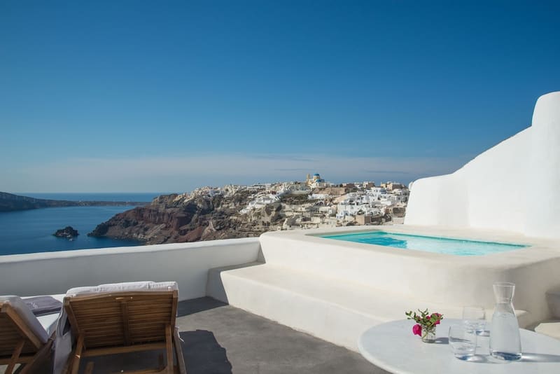 Private hot tub at Perivolas, Santorini — photo 2