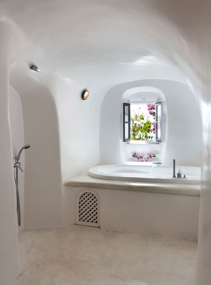 Private hot tub at Perivolas, Santorini