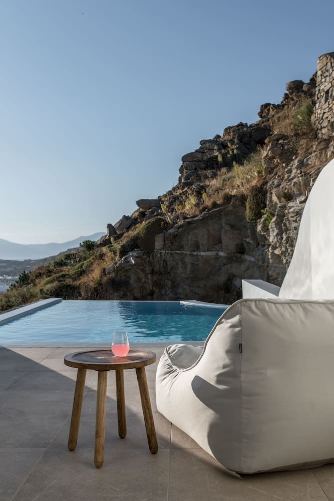 Private hot tub at Arocaria, Mykonos — photo 4