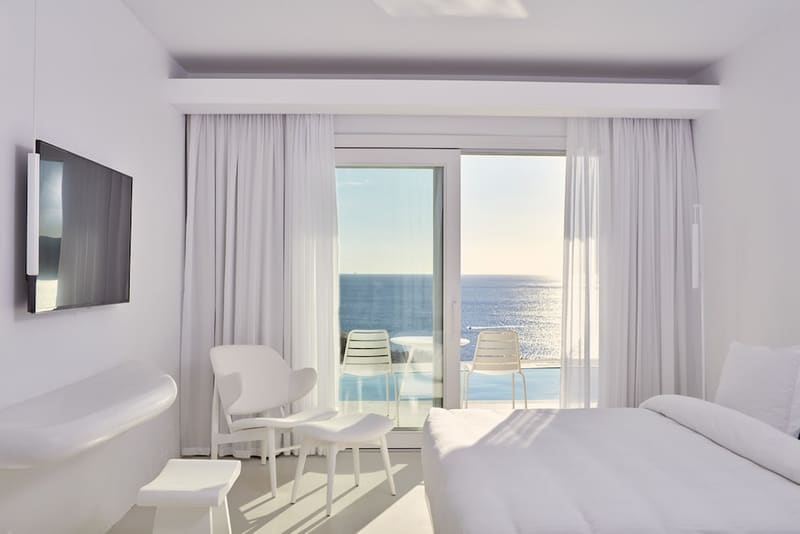 Private hot tub at Myconian Imperial - Leading Hotels of the World, Mykonos — photo 6