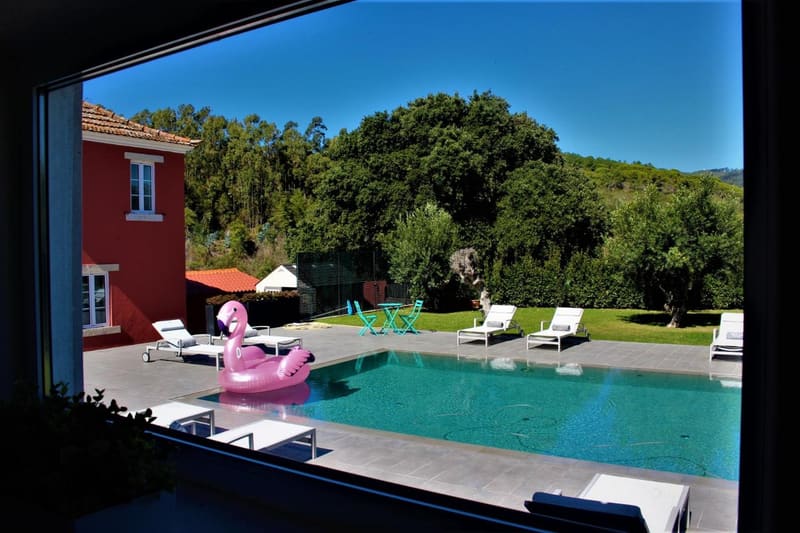 Hotels with a private in-room jacuzzi, hot tub or plunge pool in Sintra