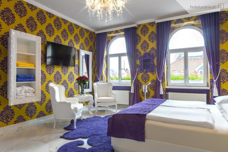 Private jacuzzi at Hotel Urania, Vienna — photo 3