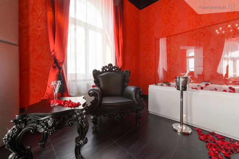Private jacuzzi at Hotel Urania, Vienna