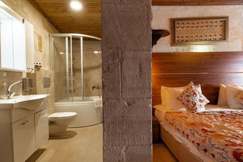 Private hot tub at Amber Cave Suites, Goreme — photo 3