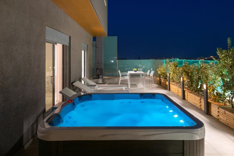 Private plunge pool at Rhodes Skyline Suites, Rhodes — photo 2