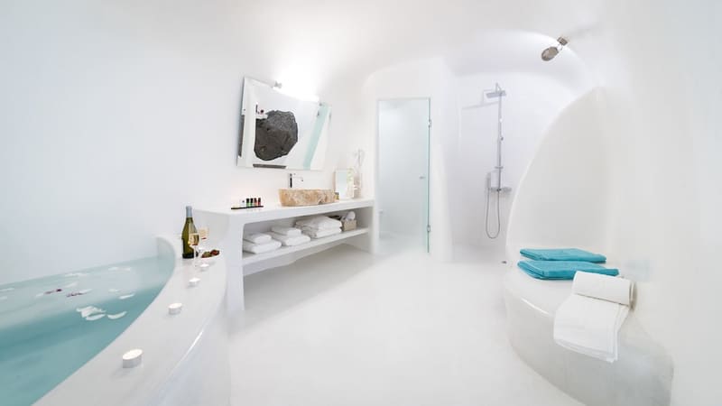 Private plunge pool at Maregio Suites, Santorini