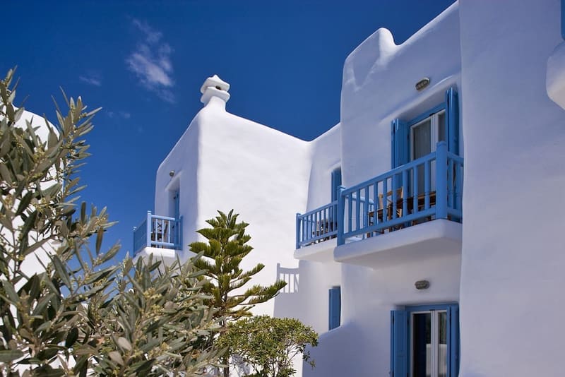 Private hot tub at Harmony Boutique Hotel, Mykonos — photo 4
