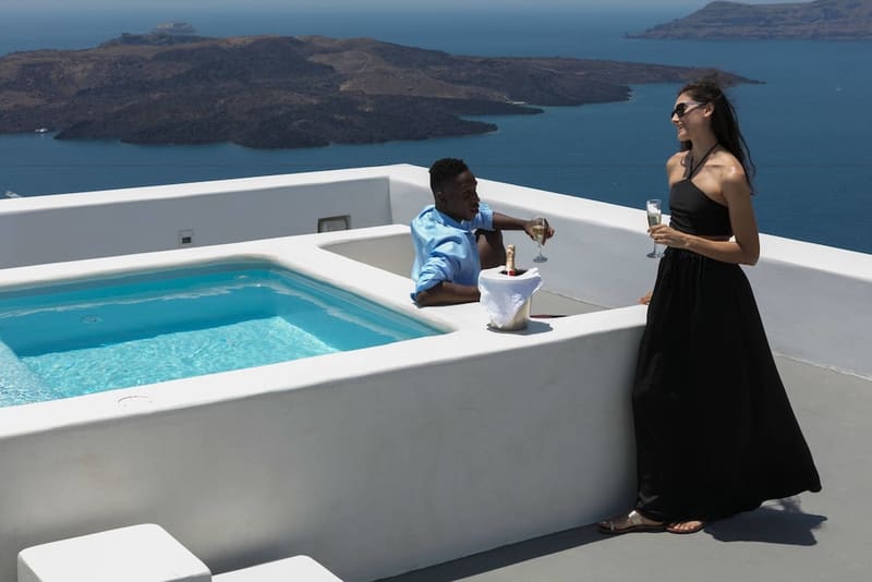 Private hot tub at Aria Suites, Santorini — photo 6
