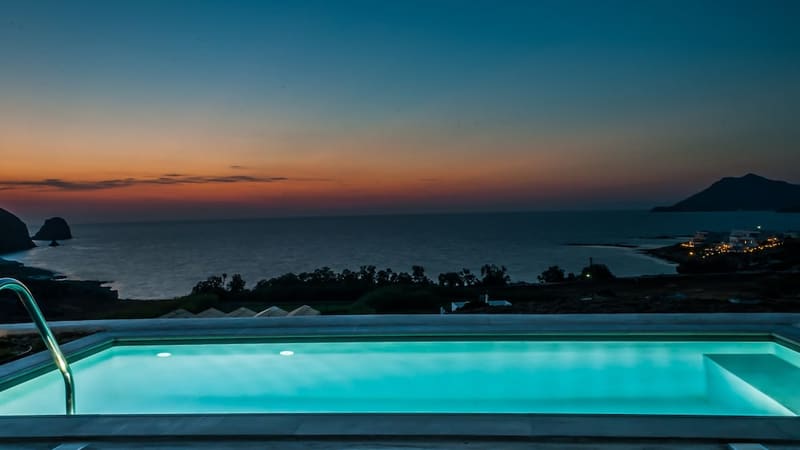 Private plunge pool at Milos Breeze Boutique Hotel, Milos, photo 6