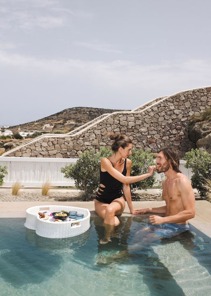 Private plunge pool at Milos Breeze Boutique Hotel, Milos, photo 4