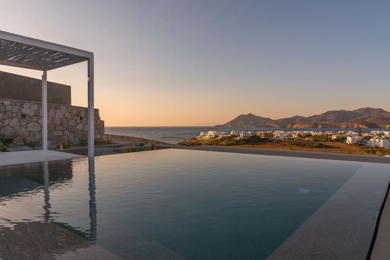 Private plunge pool at Milos Breeze Boutique Hotel, Milos — photo 4