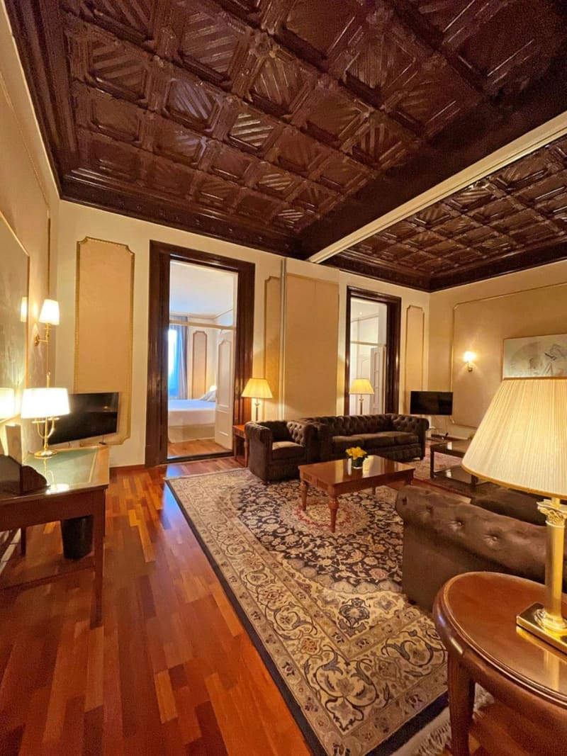 Private jacuzzi at Hotel Roger de Llúria, Barcelona, photo 5
