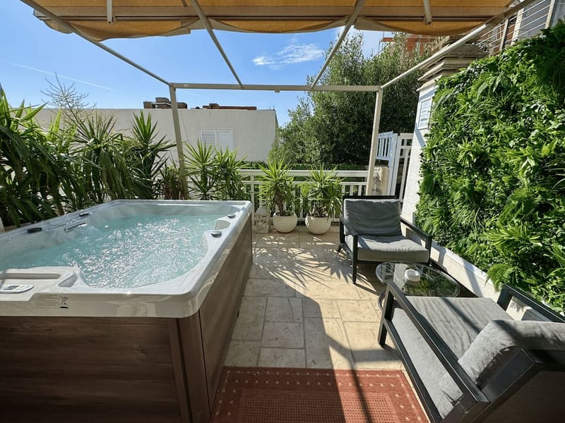 Private hot tub at Casa Benita, Hvar, photo 2