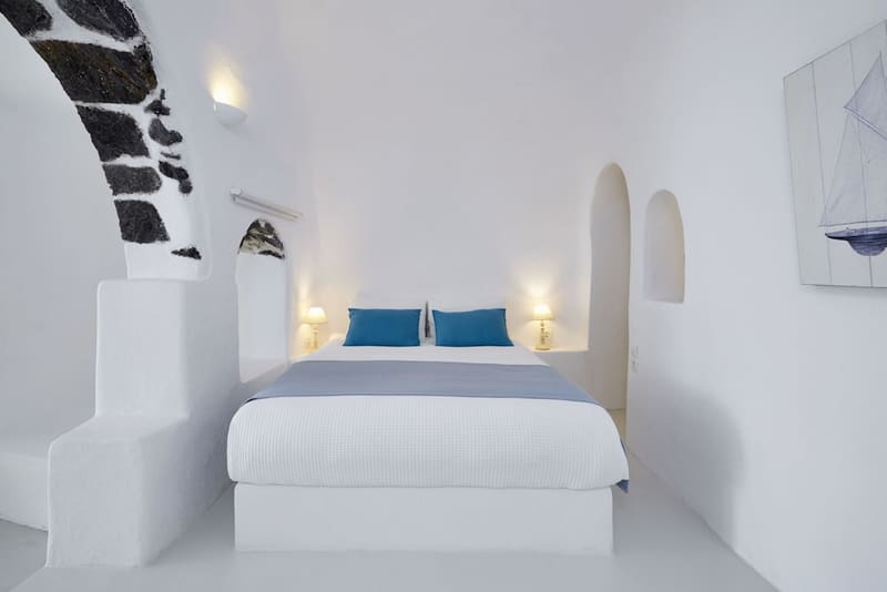 Private plunge pool at Atrina Canava 1894, Santorini — photo 6