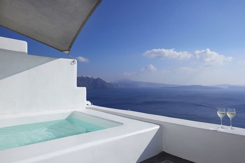 Private plunge pool at Atrina Canava 1894, Santorini — photo 4