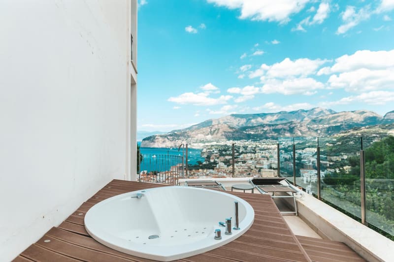 Private hot tub at Grand Hotel President, Sorrento — photo 3