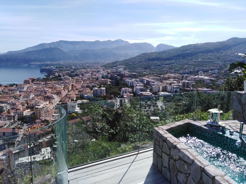 Private hot tub at Grand Hotel President, Sorrento — photo 2
