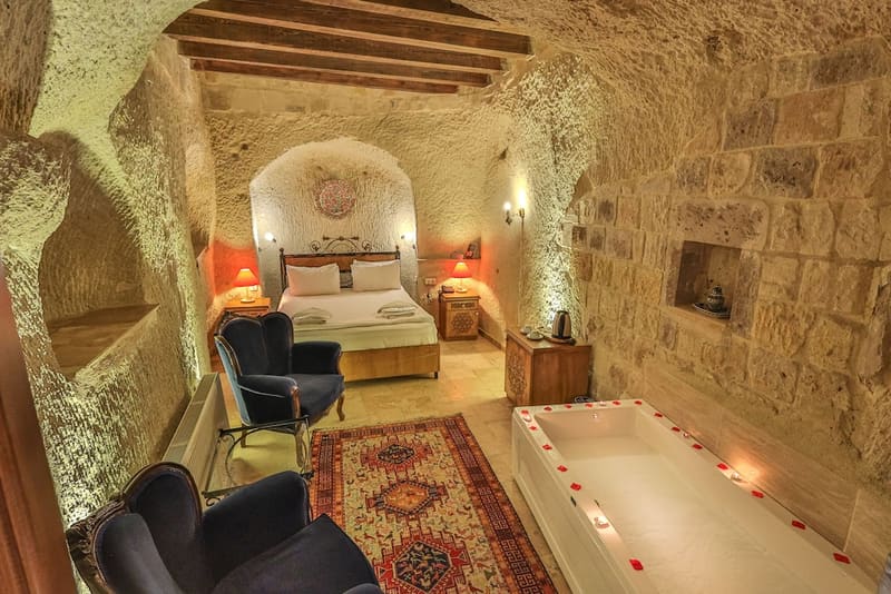 Private jacuzzi at Bedrock Cave Hotel, Goreme — photo 6
