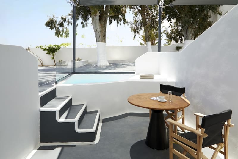 Private hot tub at Kalisti Hotel & Suites, Santorini, photo 4