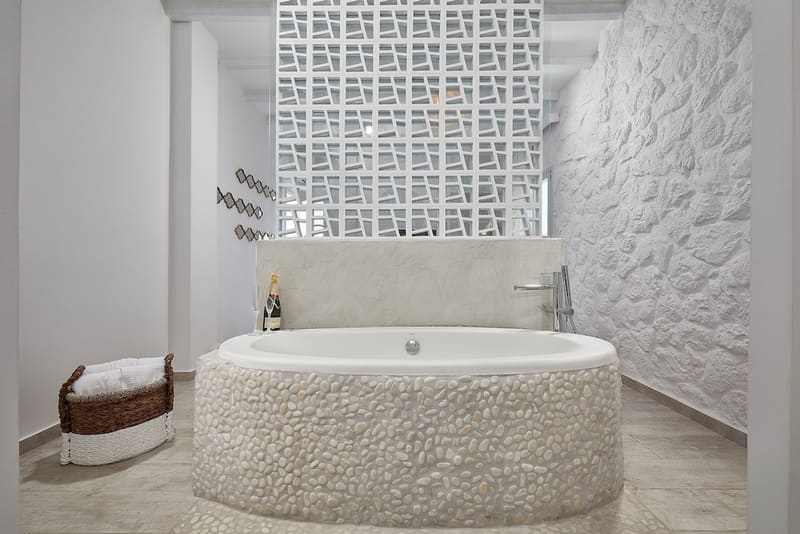 Private hot tub at Petri Suites, Santorini — photo 6