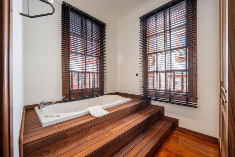 Private hot tub at Belmondo Suites Old Town, Antalya — photo 3