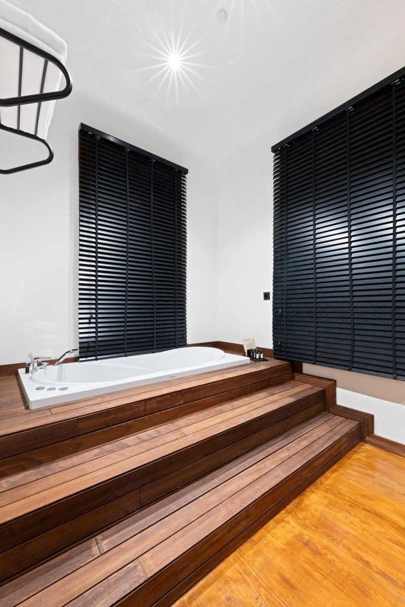 Private hot tub at Belmondo Suites Old Town, Antalya, photo 6
