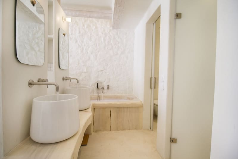 Private hot tub at Kove Mykonos - A Myconian Collection Hotel, Mykonos, photo 5