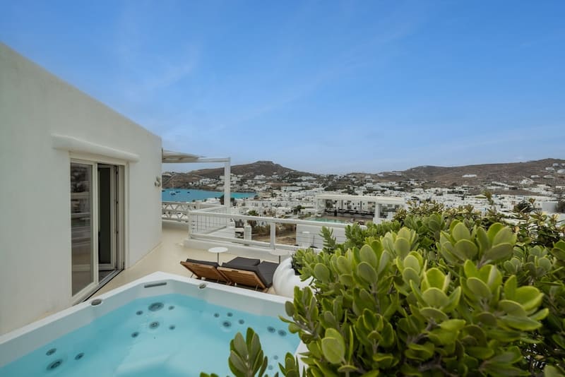 Private hot tub at Kove Mykonos - A Myconian Collection Hotel, Mykonos — photo 2