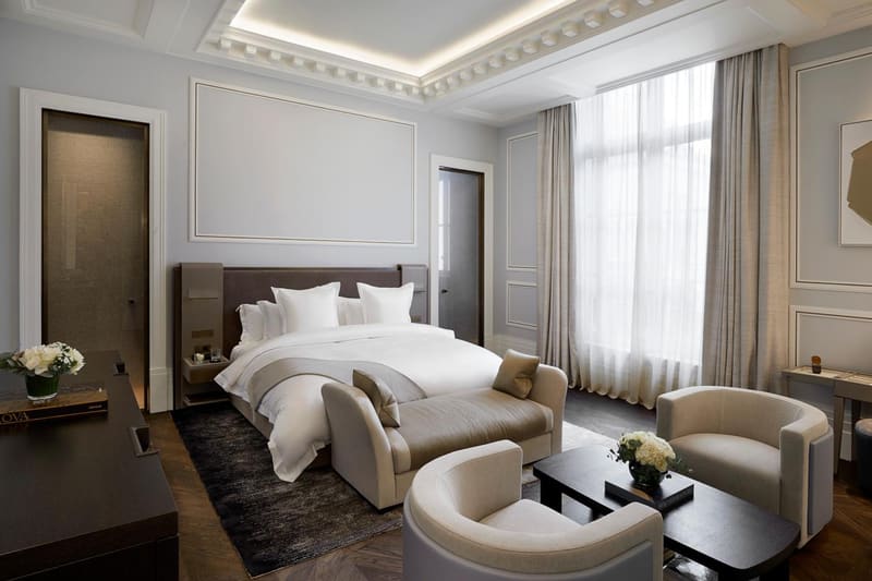 Private jacuzzi at Maison Villeroy, Paris, photo 4