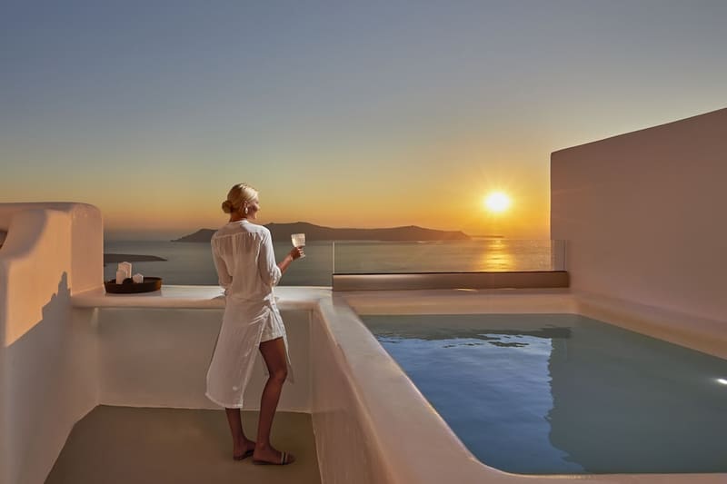 Private plunge pool at You And Me Suites, Santorini — photo 3