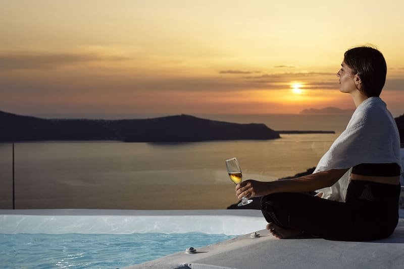 Private hot tub at Damigos Caldera World, Santorini, photo 2