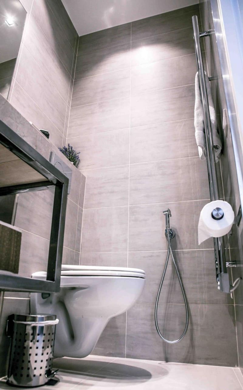Private jacuzzi at Residence du Louvre - Apartments - Prime location Palais & Croisette - Luxury Stay by LRA Cannes, Cannes — photo 4