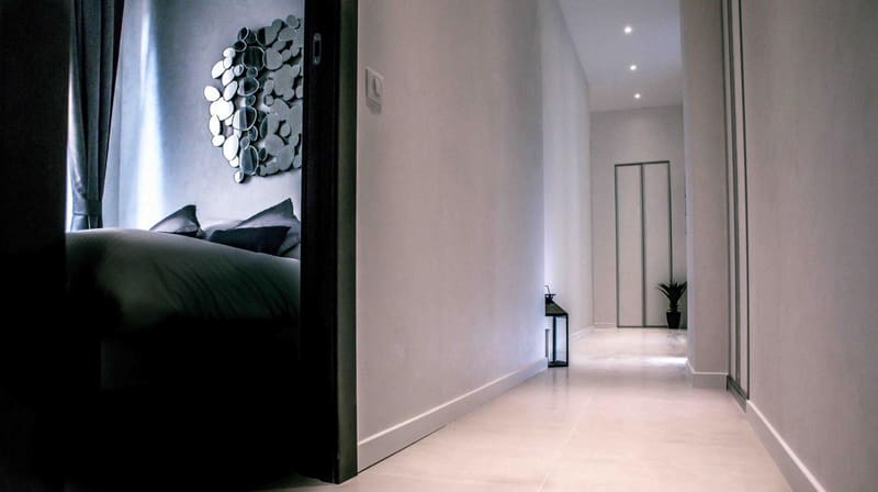 Private jacuzzi at Residence du Louvre - Apartments - Prime location Palais & Croisette - Luxury Stay by LRA Cannes, Cannes — photo 3