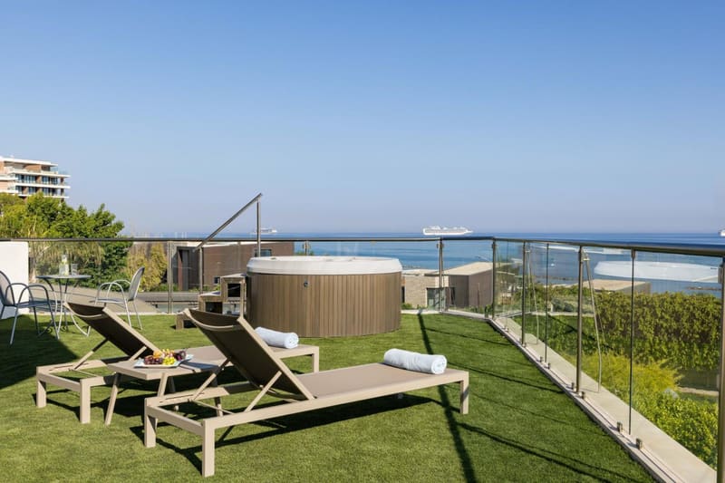 Private hot tub at Atlantica Bay - Adults Only, Limassol, photo 3