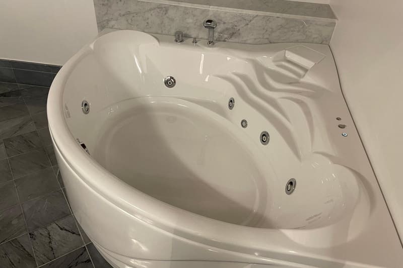 Private hot tub at Casual Rinascimento Firenze by Casual Hoteles, Florence